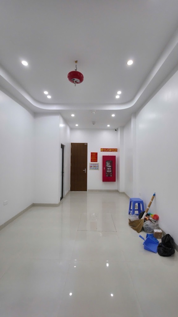 NHÀ VỪA Ở VỪA CHO THUÊ - GẦN NGÕ Ô TÔ THÔNG - THANG MÁY - HỆ THỐNG PHÒNG CHÁY ĐẦY ĐỦ